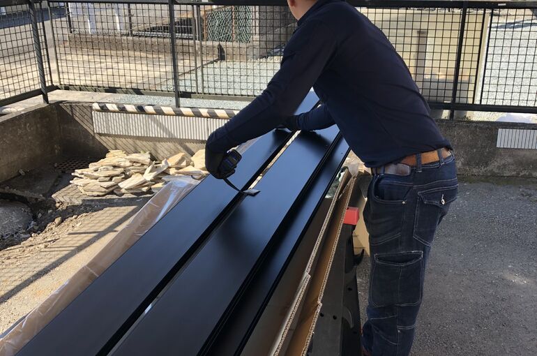 B1303CEC-7128-445D-B8DD-607E578F1925